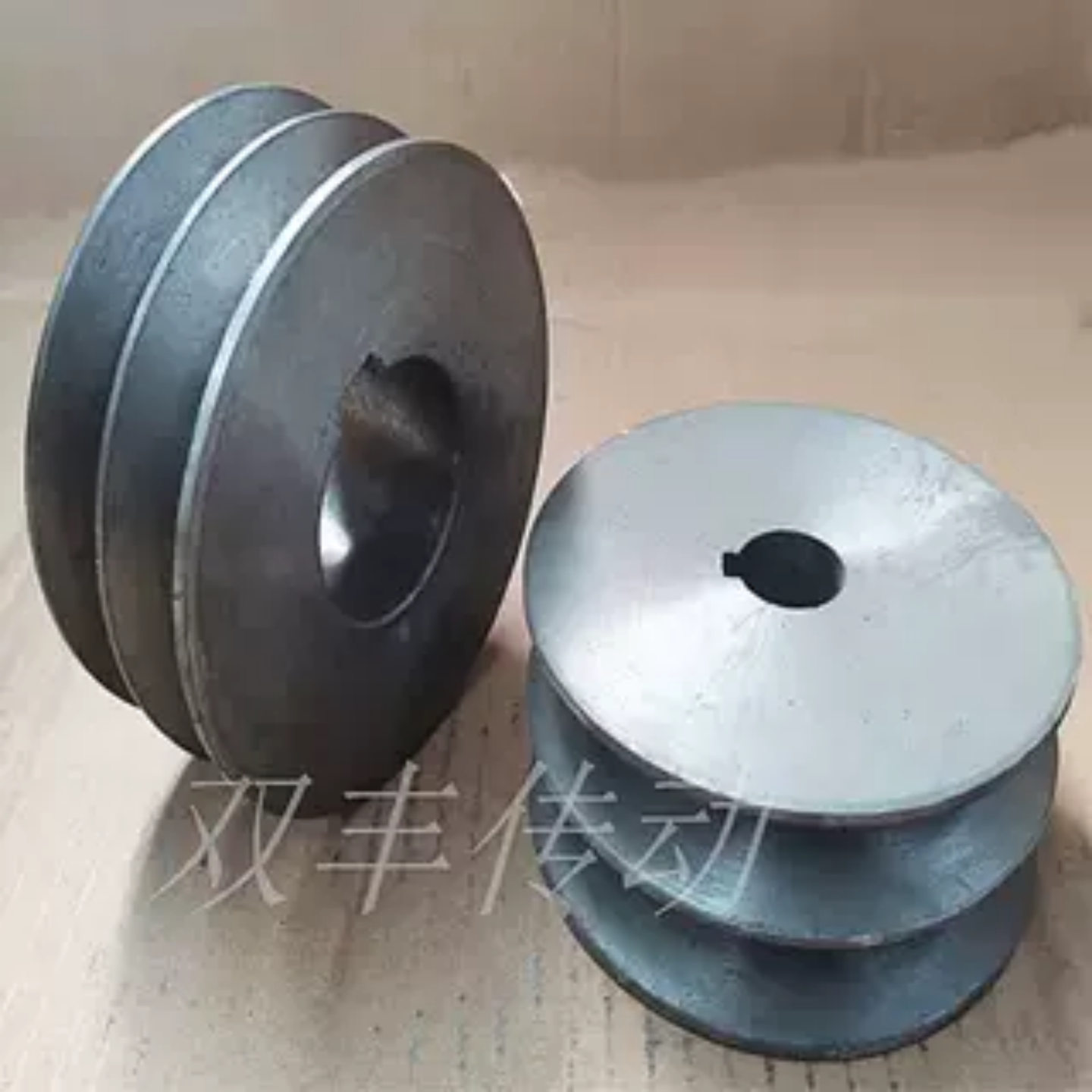 三角皮带轮双槽皮带盘铸铁电机轮图片