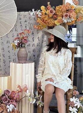 欧洲站欧货蕾丝长袖显瘦圆领连衣裙女春季新款时尚百搭裙子潮