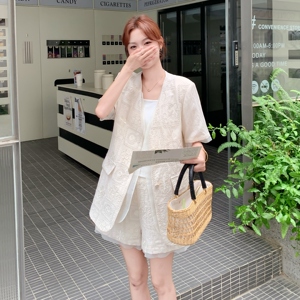 重工刺绣西装短裤套装女夏2025新款两件套轻熟风小众爆款流行韩系图片