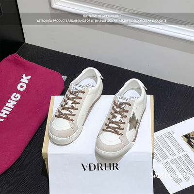 2026春季新款复古星星德训鞋女轻便圆头厚底系带显脚小休闲板鞋