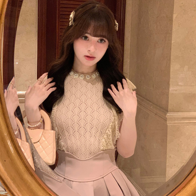 Starry重工珠钉蕾丝拼接针织小衫