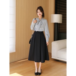 A字裙0.35 简约气质百搭款 半身裙 两粒扣侧拉链双口袋压褶设计时尚