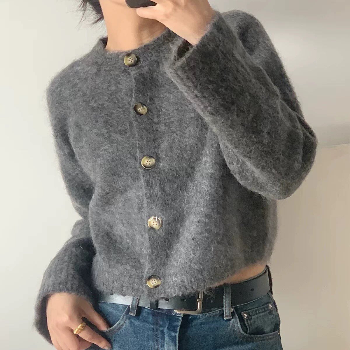 Qadın toxunma dairəvi yaxa düyməli boş kəsim jaket