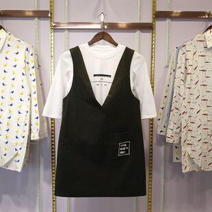 包邮高端新品 字母印花弹力T恤+贴布灯芯绒宽松背带裙 两件套0.47