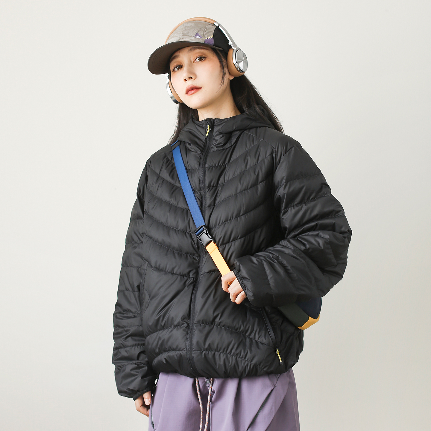 漫渡山系户外轻量化排骨羽绒服女冬季防泼水连帽保暖外套面包服