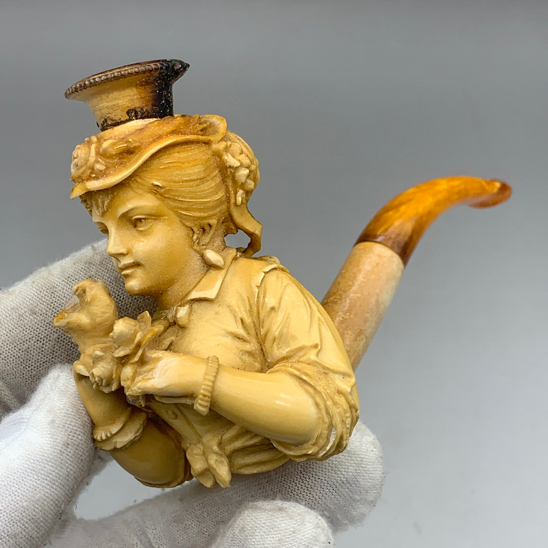 小猪烟斗 二手海泡石 奥地利大师级作品 精雕 少女题材琥珀烟嘴