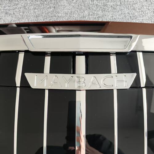 奔驰S级改装迈巴赫中网字标字贴标MAYBACH中网标威霆V260E级升级