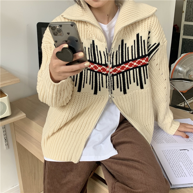 Korean high necked sweater for women in autumn and winter