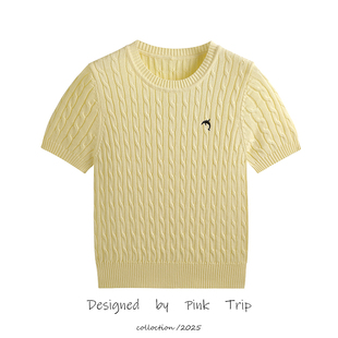 Pink Trip小海豚刺绣麻花针织短袖奶黄色T恤女夏修身圆领绞花上衣