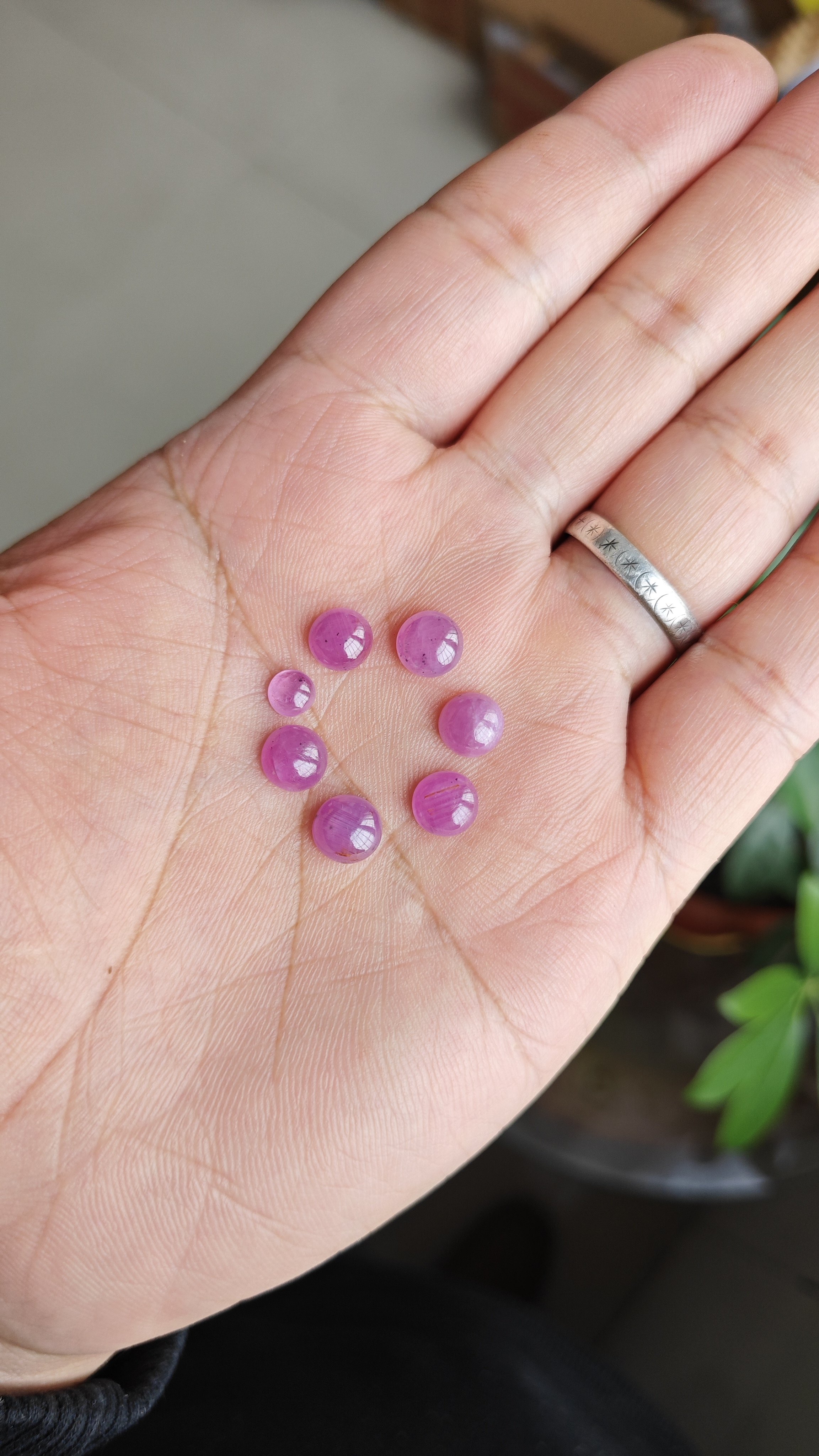 无烧天然南非红宝石裸石戒面圆形5mm7mm12ct 紫罗兰微纹黑点