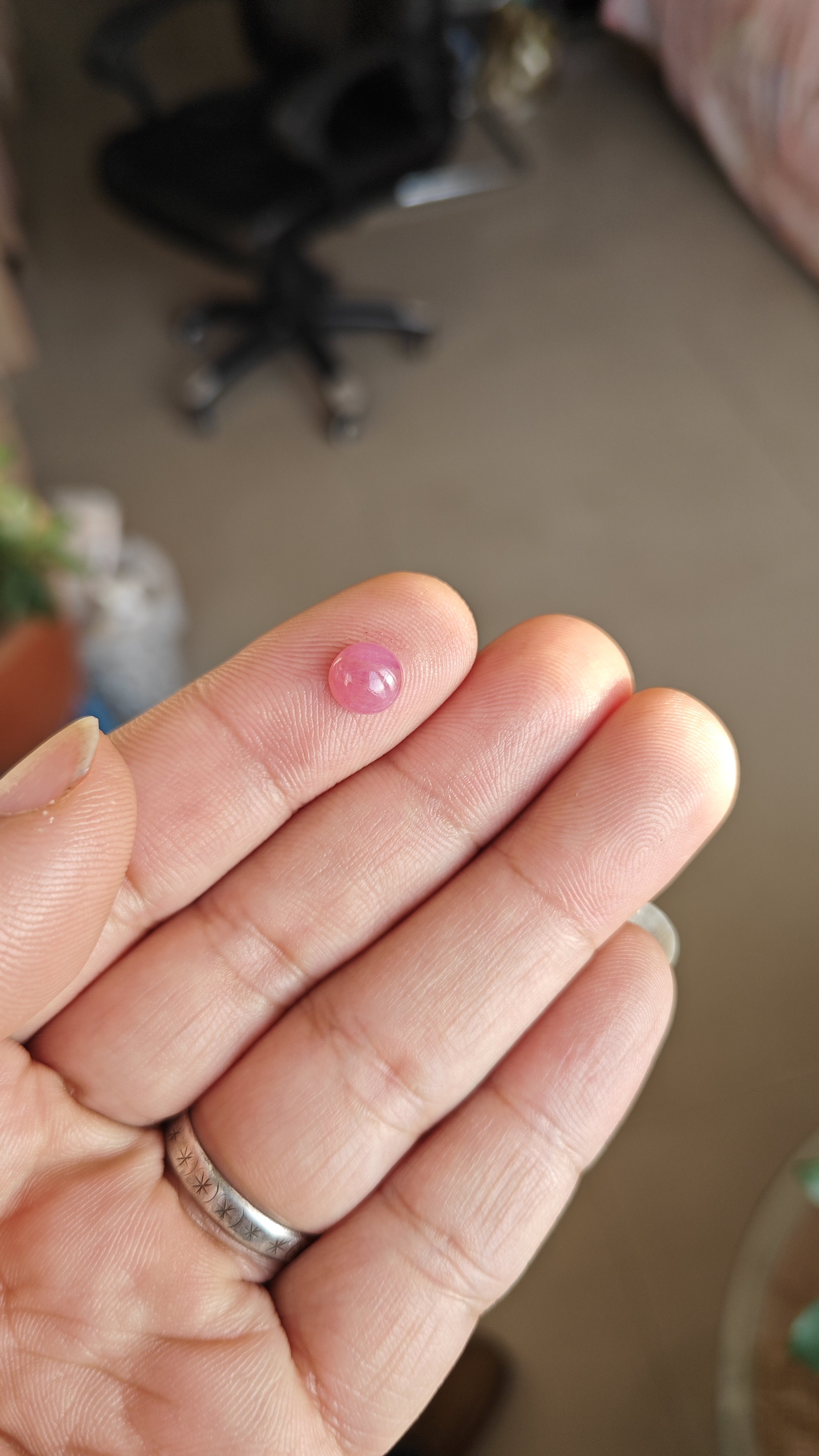 无烧天然南非红宝石裸石戒面 圆形7.3mm 素面蛋面约1.8ct桃花粉色