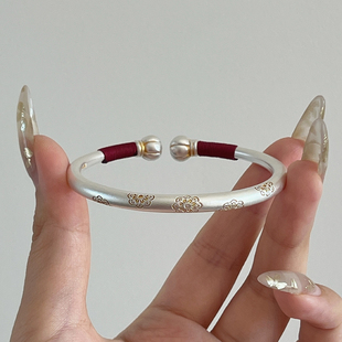 一十七手作「岁春序」实心足银999.9不褪色重工轻奢古法描金手镯