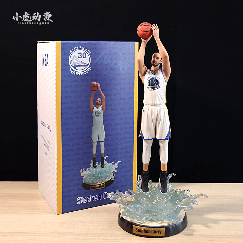 NBA球星30号库里手办摆件