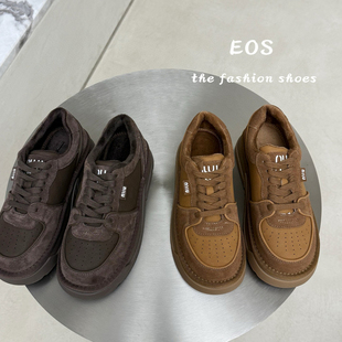 EOS女鞋真皮加绒厚底休闲鞋冬季新款复古百搭运动板鞋棉鞋82909-6