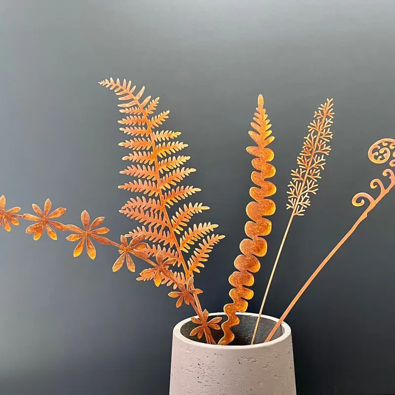 5个做旧金属蕨类花园桩耐用的生锈铁艺花插植物标本户外花盆装饰