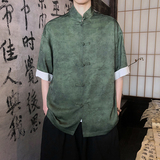 墨绿色