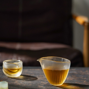 缘石台|无由熔炼水晶公道杯耐高温纯手工雕刻高端主人杯