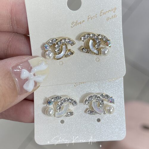 双C镶钻珍珠耳钉小巧精致个性