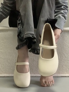 玛丽珍女鞋子单鞋女2026新款仙女低粗跟浅口软底晚晚温柔奶奶瓢鞋