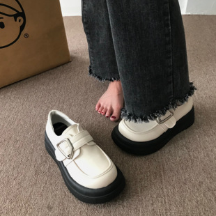 小sun家 日系小皮鞋厚底女2026年新款皮带扣学院风jk配裙子单鞋春