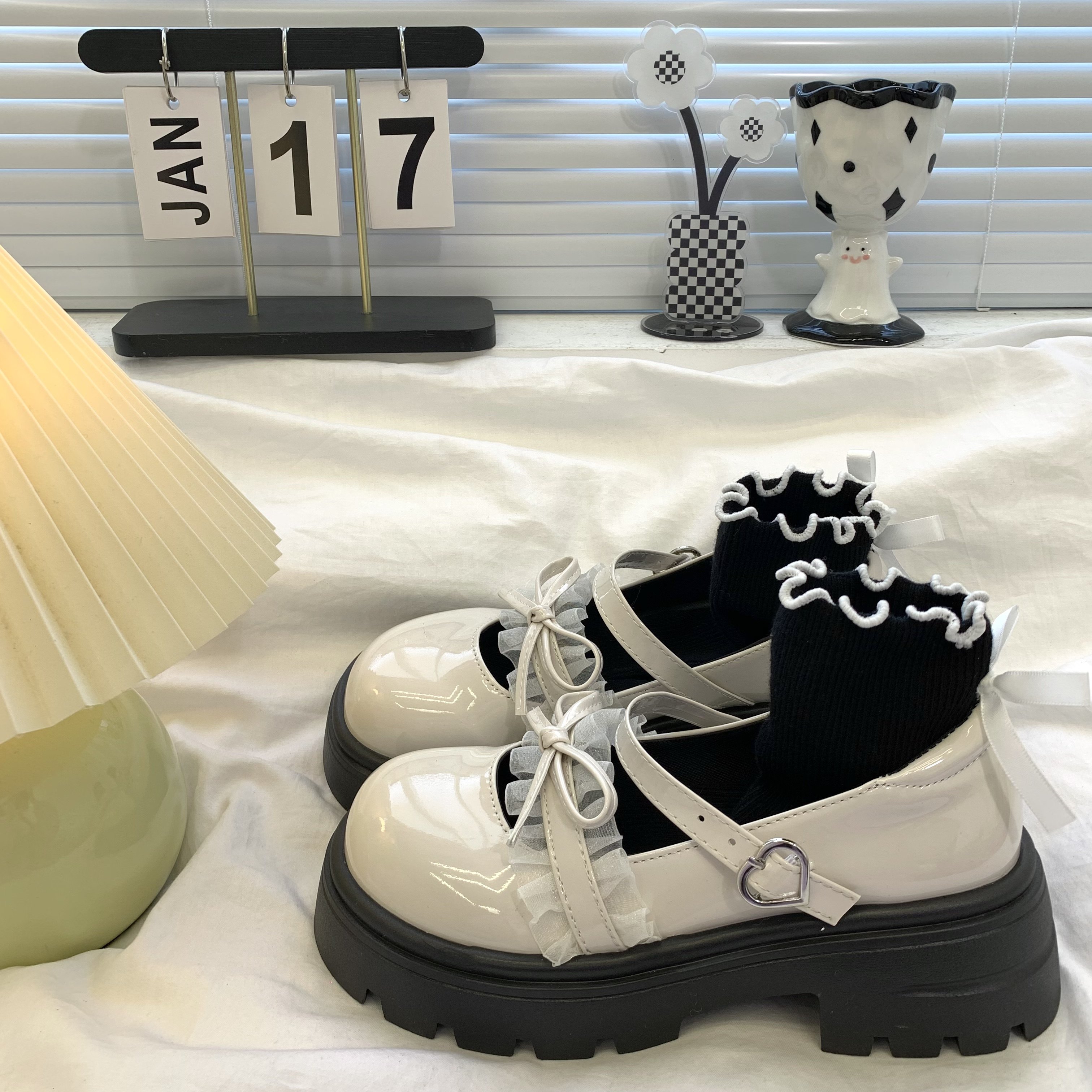 白色英伦风小皮鞋女2025秋季新款厚底法式配裙子日系jk玛丽珍单鞋,女鞋,玛丽珍鞋,淘宝优惠券,粉丝福利购,淘宝优惠卷