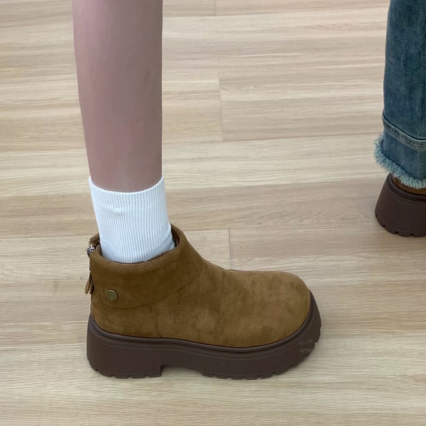 复古百搭加绒保暖厚底马丁靴