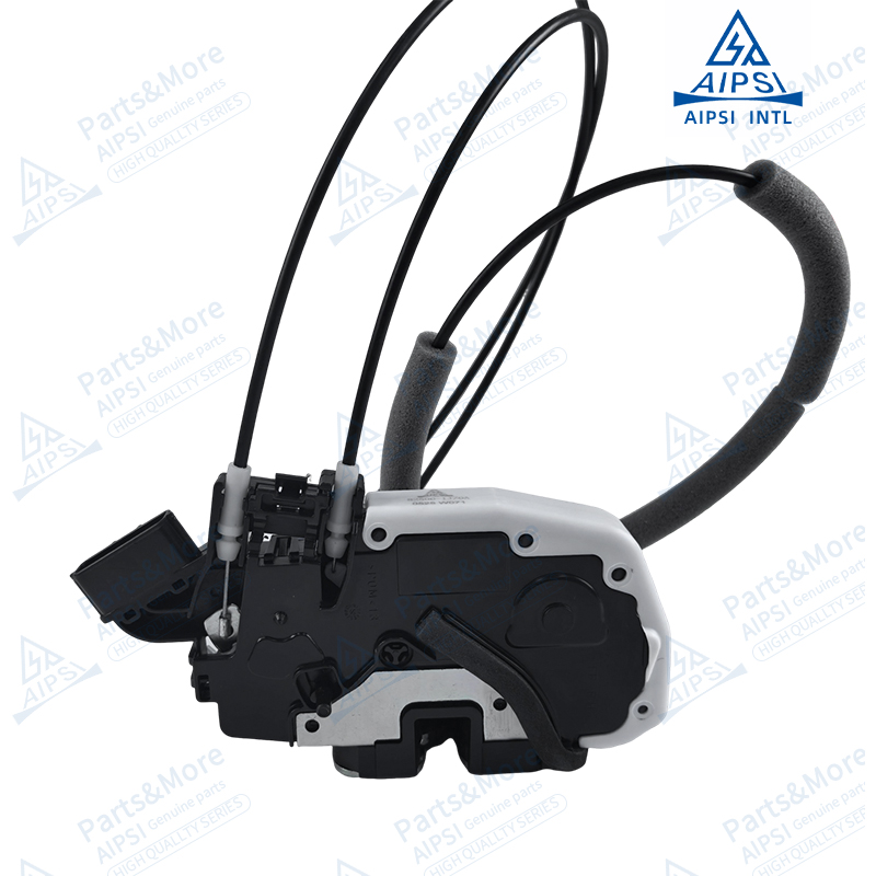 适用骐达C11启辰D50 R50系中控锁汽车门锁块