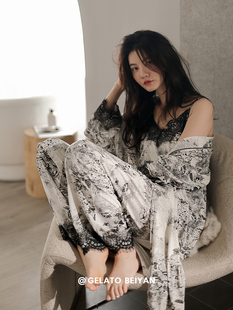 贝妍睡衣春秋季性感V领莫代尔家居服复古风睡袍大码三件套装