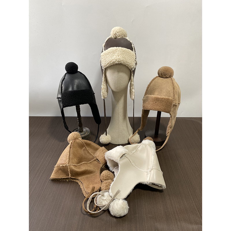 外贸尾货冬天加厚保暖皮毛一体护耳帽麂皮绒防风帽子羊羔毛雷锋帽