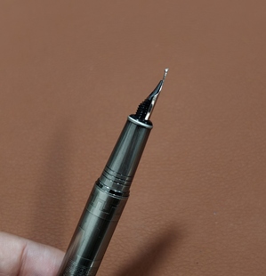 一言九鼎长刀研钢笔手工打磨笔尖古铜拉丝雕刻工艺书法练字笔