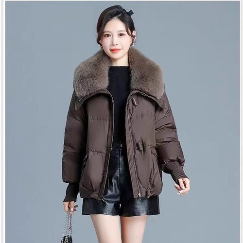 短款大毛领洋气高端棉服