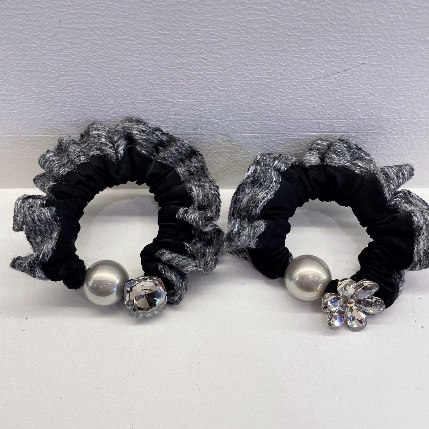 韩国东大门秋冬大肠圈水晶花朵发绳韩国橡皮筋发饰高弹力头花发圈