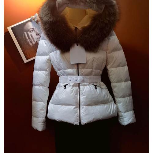 巨显瘦收腰狐狸毛连帽领羽绒服 加厚保暖轻奢级女士短款腰带外套A