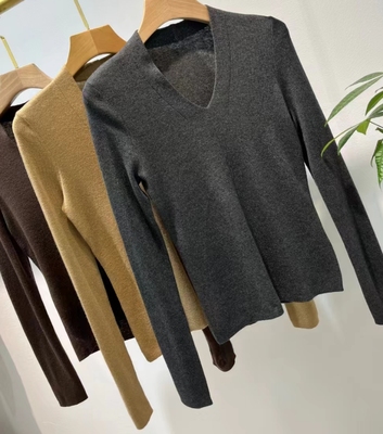 修身显瘦羊毛衫v领薄款