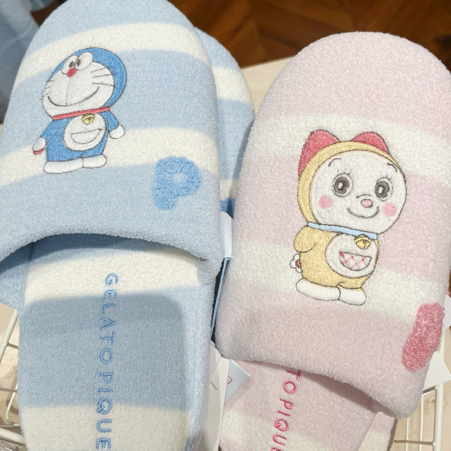 懂得来6000+日代 多啦A梦地板鞋拖鞋地暖软底鞋冬季加绒室内包头