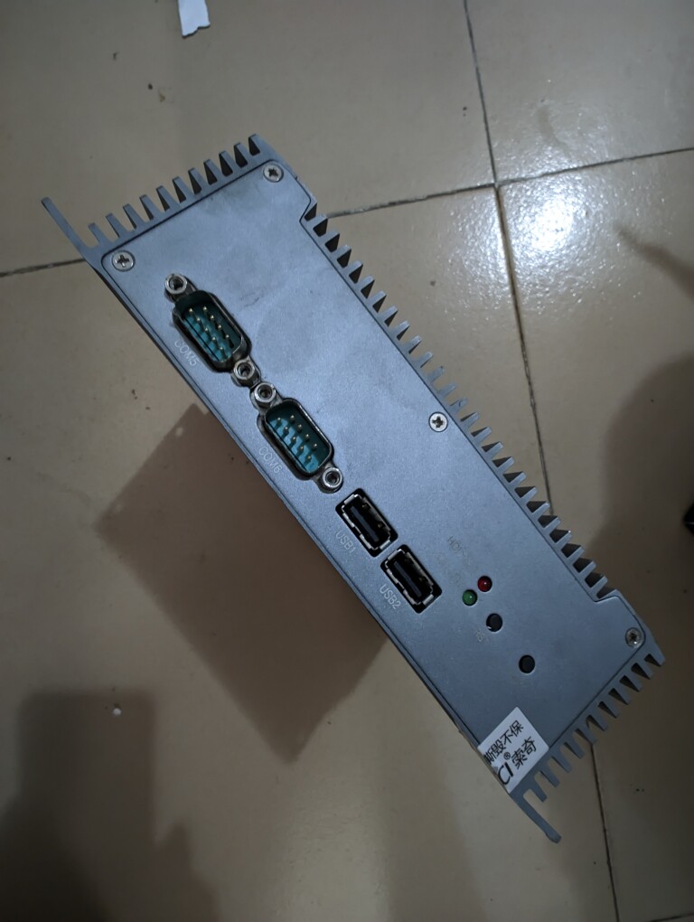 工业电脑小主机。i53337。显示屏/LCD液晶屏