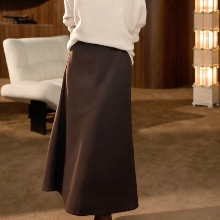 胡可的买手店 ZIYI LIFE法式松弛极简醋酸羊毛半身裙