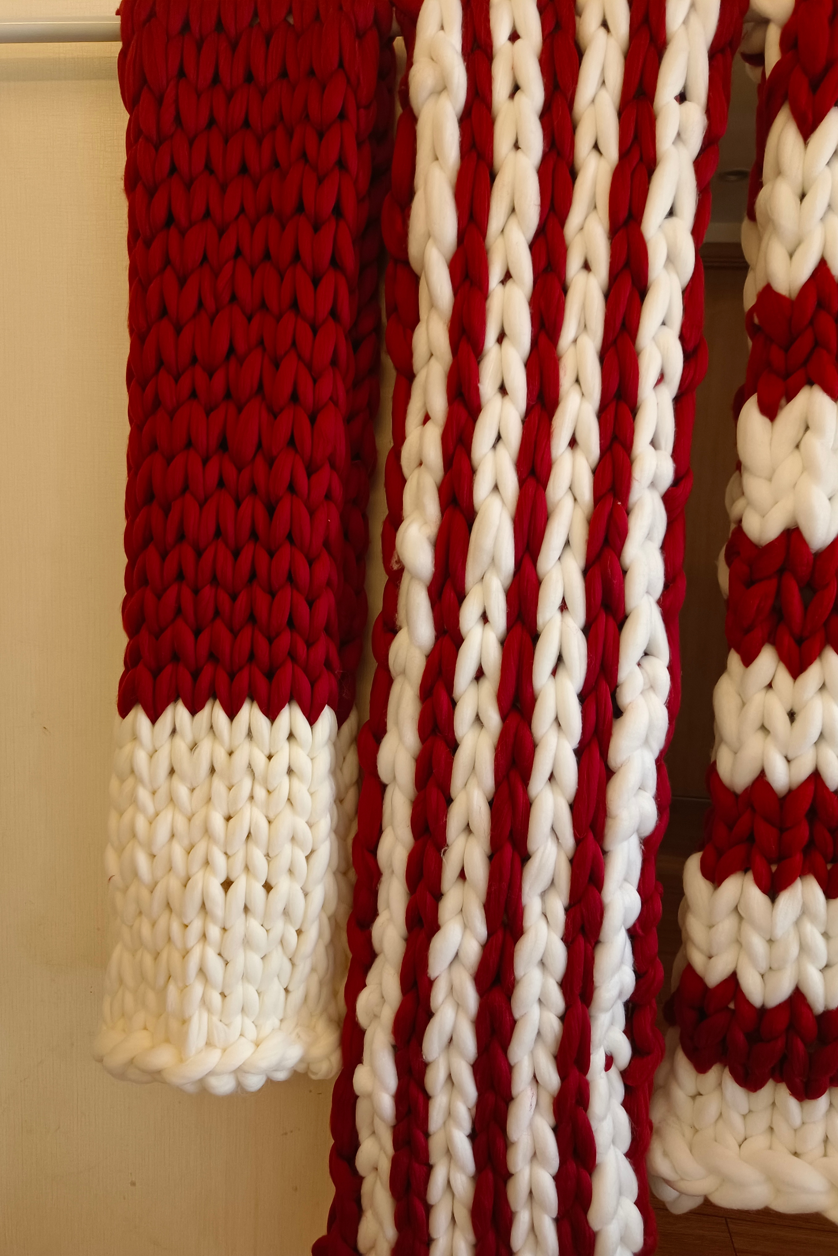 圣诞新年粗线定制围巾中国结装饰圣诞爷爷围脖手工走秀道具定制