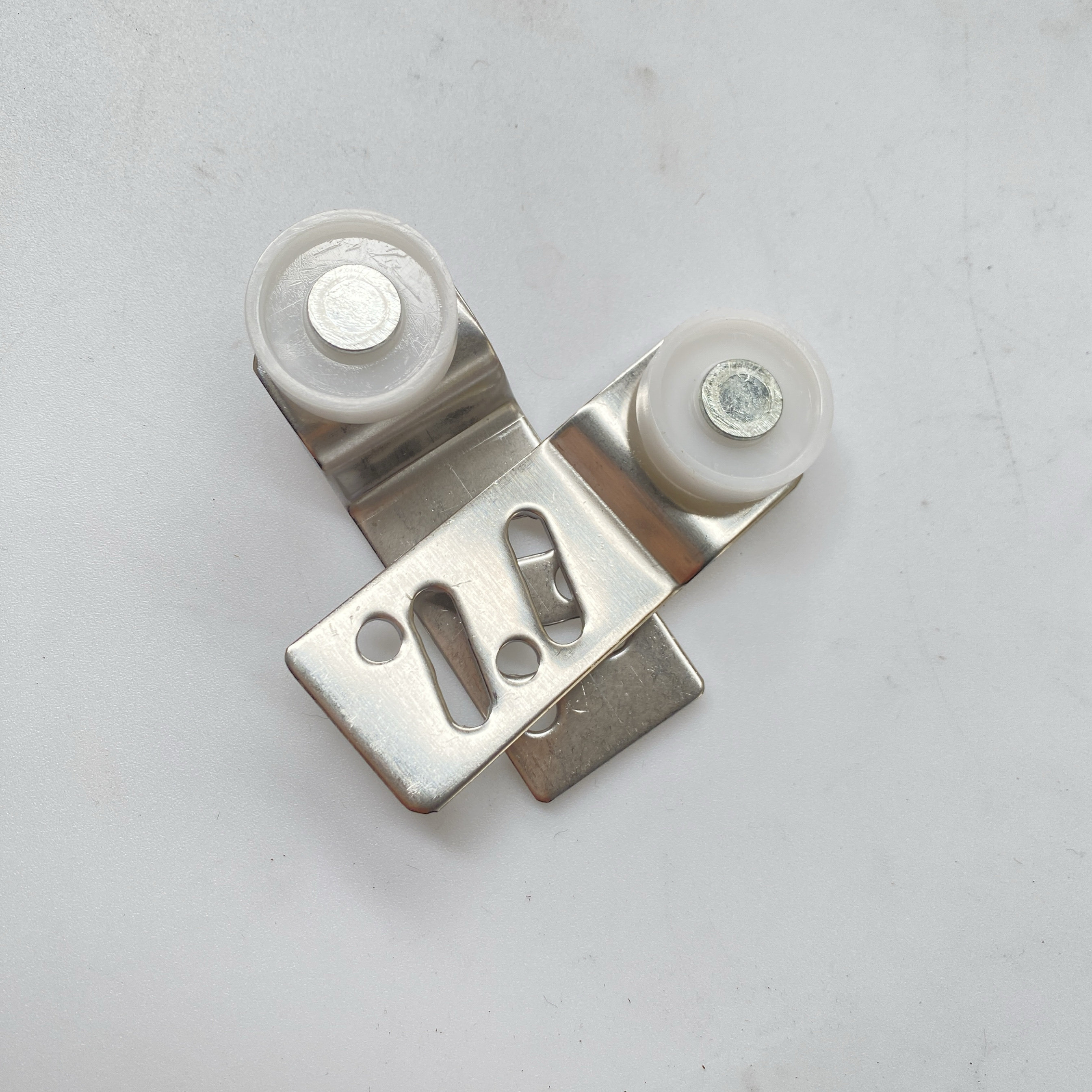 吊轮移动滑轮打荷台滑轮图片