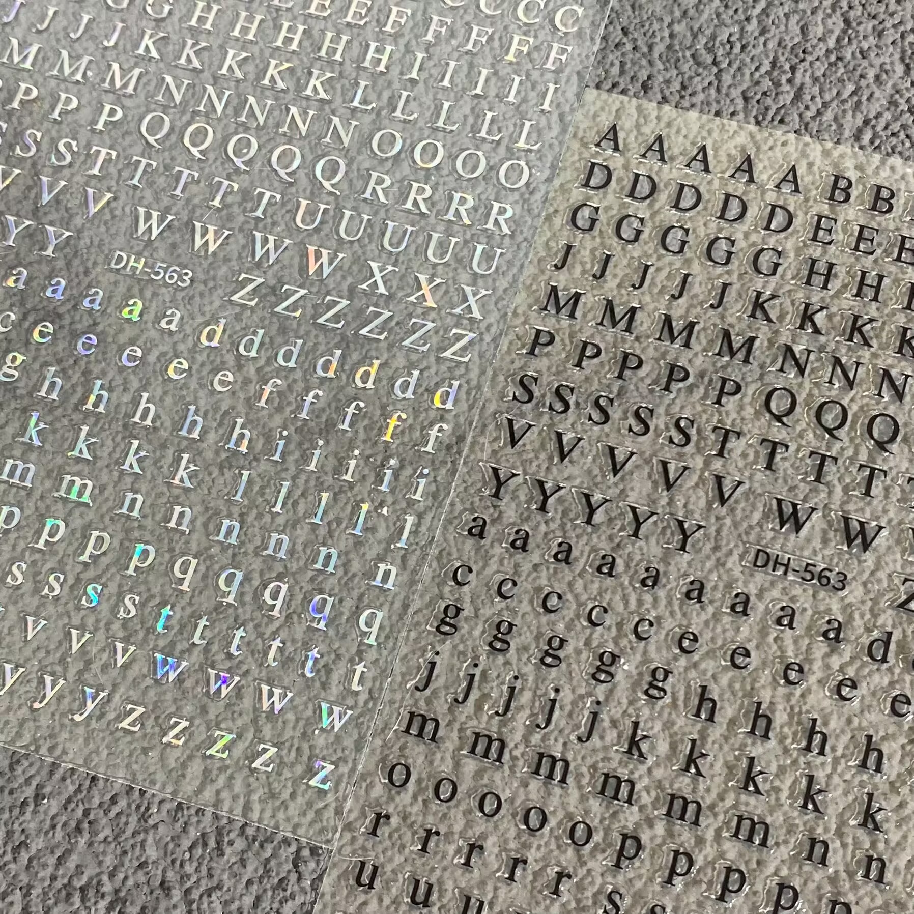 简约黑白26大小写英文字母美甲贴纸镭射金银防水背胶指甲装饰贴