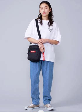 日系宽松版女款牛仔直筒裤