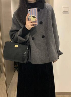 短款灰色呢子大衣女秋冬娃娃领复古加厚小个子韩系赫本风毛呢外套