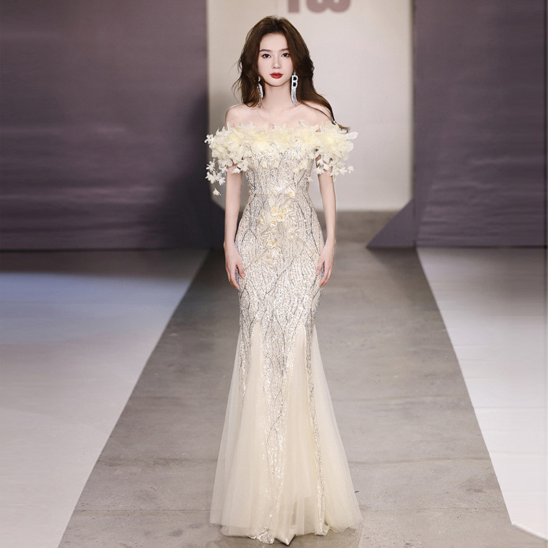 鱼尾晚礼服裙2025高级一字肩性感高端轻奢小众主持亮片年会晚宴闪