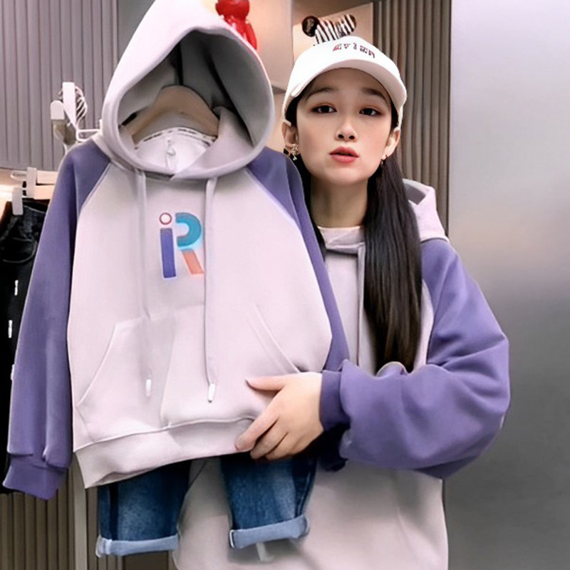 高端炸街亲子装2025新款秋装卫衣婴儿母子母女一家三口连帽外套