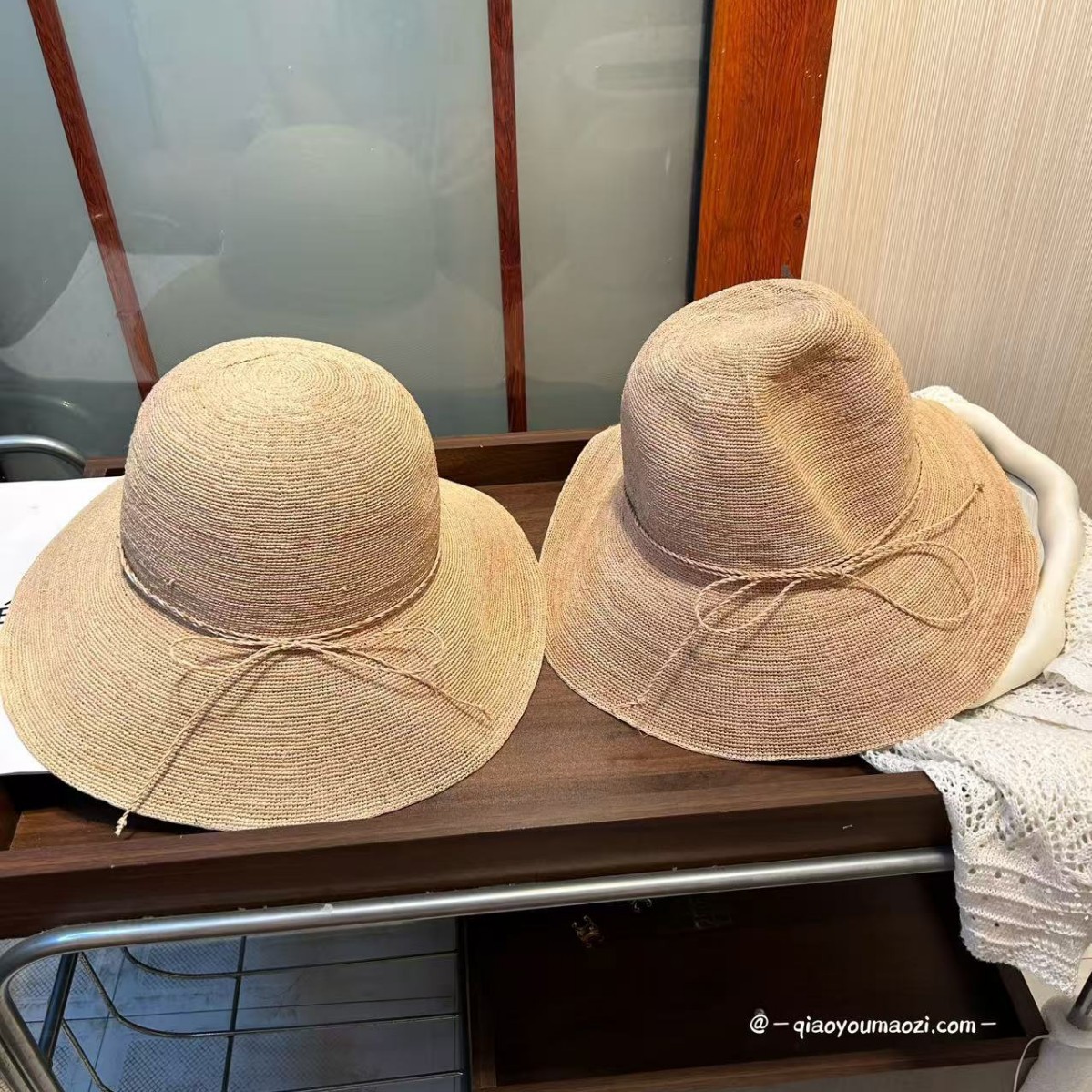 拉菲草10CM大檐遮阳帽新款蝴蝶结甜美草编帽海边度假可折叠沙滩帽