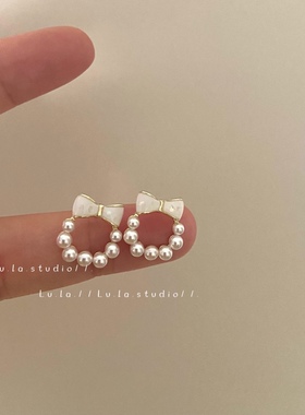 Lula.studio | 925银针滴油碎贝壳蝴蝶结珍珠圆形小巧精致耳钉