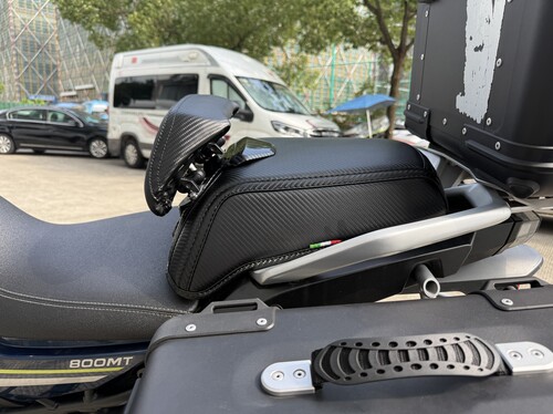 适用于春风800MT无极DS625X改装腰靠贝纳利552X700MT凯越525X靠背