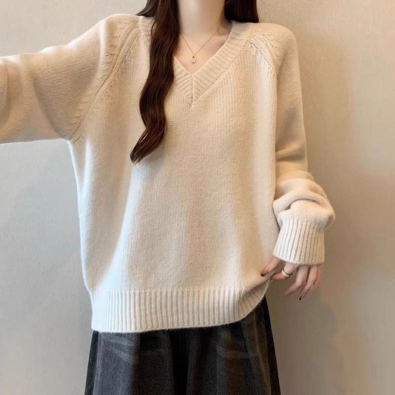 【羊羊世家】套头针织衫女v领毛衣气质内搭宽松大码打底衫加厚秋