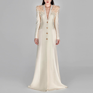 现货2025新款欧美明星时尚重工钉珠立体花朵青果领连衣裙礼服长裙