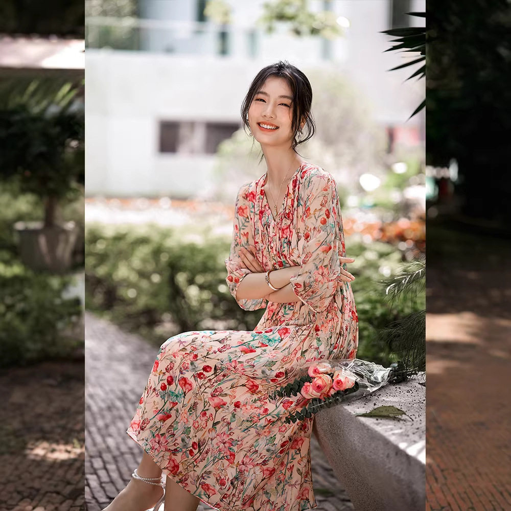 90497 夏季新品女装2025减龄花色真丝收腰气质连衣裙子